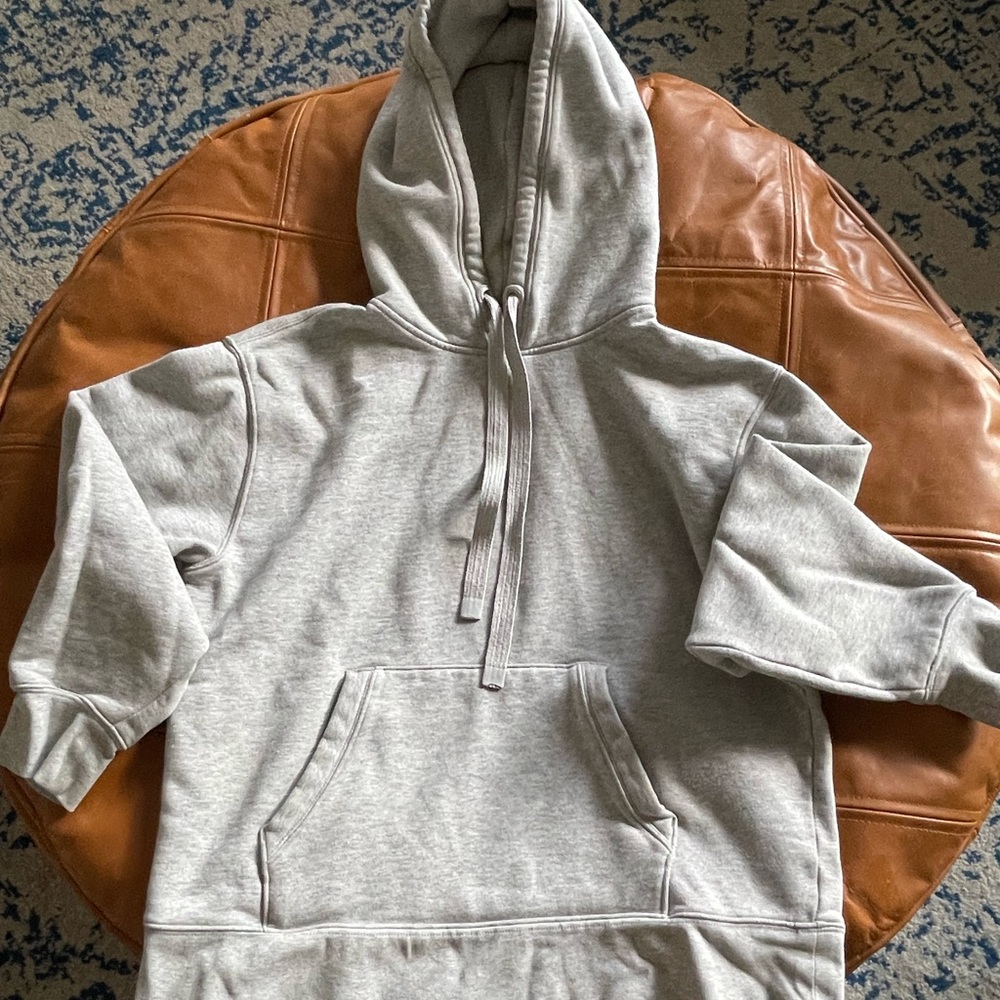 Women’s Athleta hoodie - medium - grey